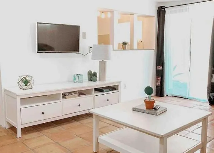 Luxury Vacation In The Valley Of The Sun Ideal For Weekend Trips From Phoenix. Holiday home Apache Junction