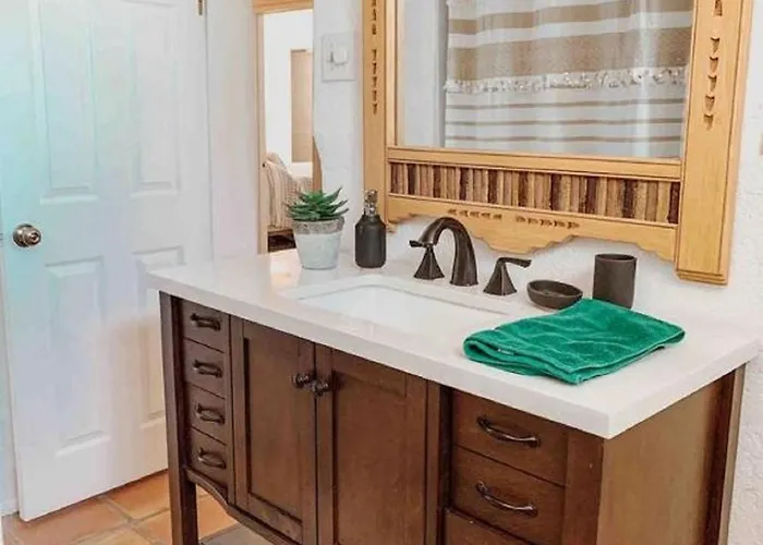 Luxury Vacation In The Valley Of The Sun Ideal For Weekend Trips From Phoenix. Holiday home Apache Junction